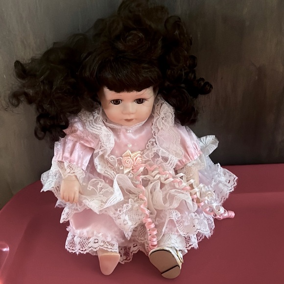 Other - Vintage doll